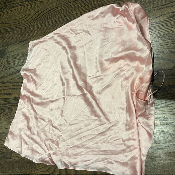 New with tags Generation Love Pink off the shoulder top - Picture 2 of 4